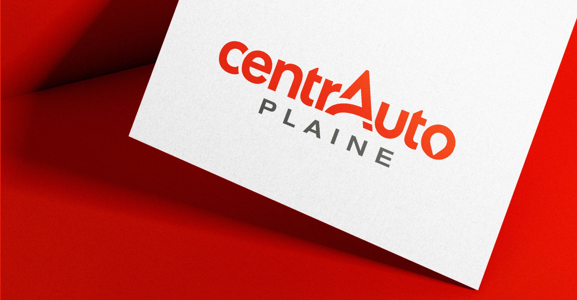 Marque Centr’Auto Plaine, 32 Décembre revoit l’identité visuelle et le discours de marque du réseau de garagistes.