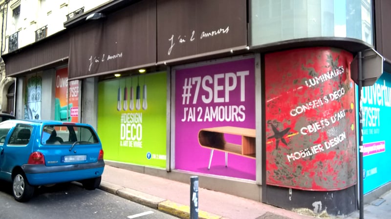 32 Décembre en charge de la communication de "J'ai 2 amours"