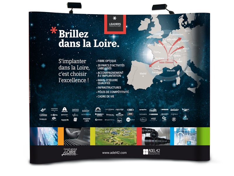 Dans la lignée de la création de ses outils de communication, l'agence 32 Décembre à Saint-Etienne assure la création du stand de l'agence du développement économique de la Loire - l'ADEL42 avec le leitmotiv en tête : "brillez dans la Loire".